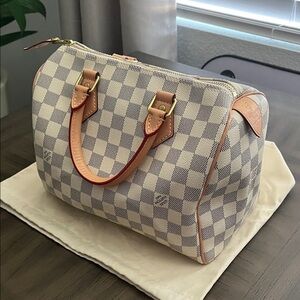 Cream & tan Checkered Handbag